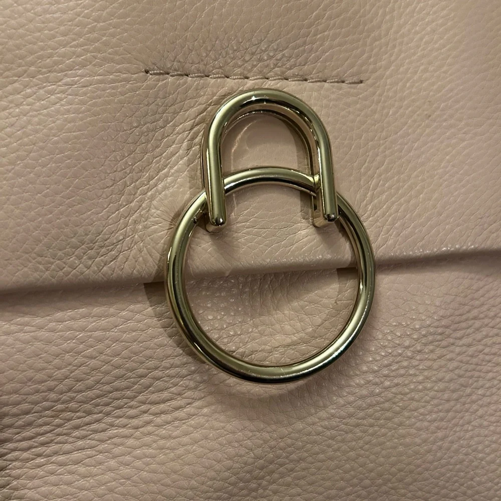 Vince Camuto Chic Plum Flap Snap Leather Crossbody Bag in Cameo Rose - Picture 2 of 12